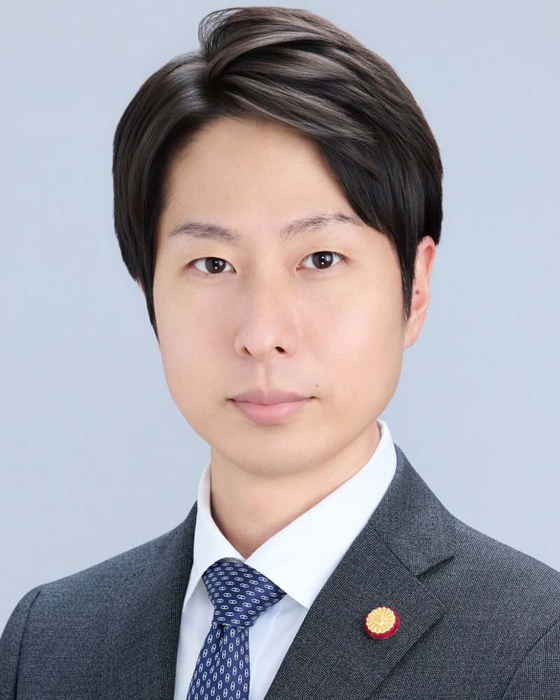 山下 裕介
